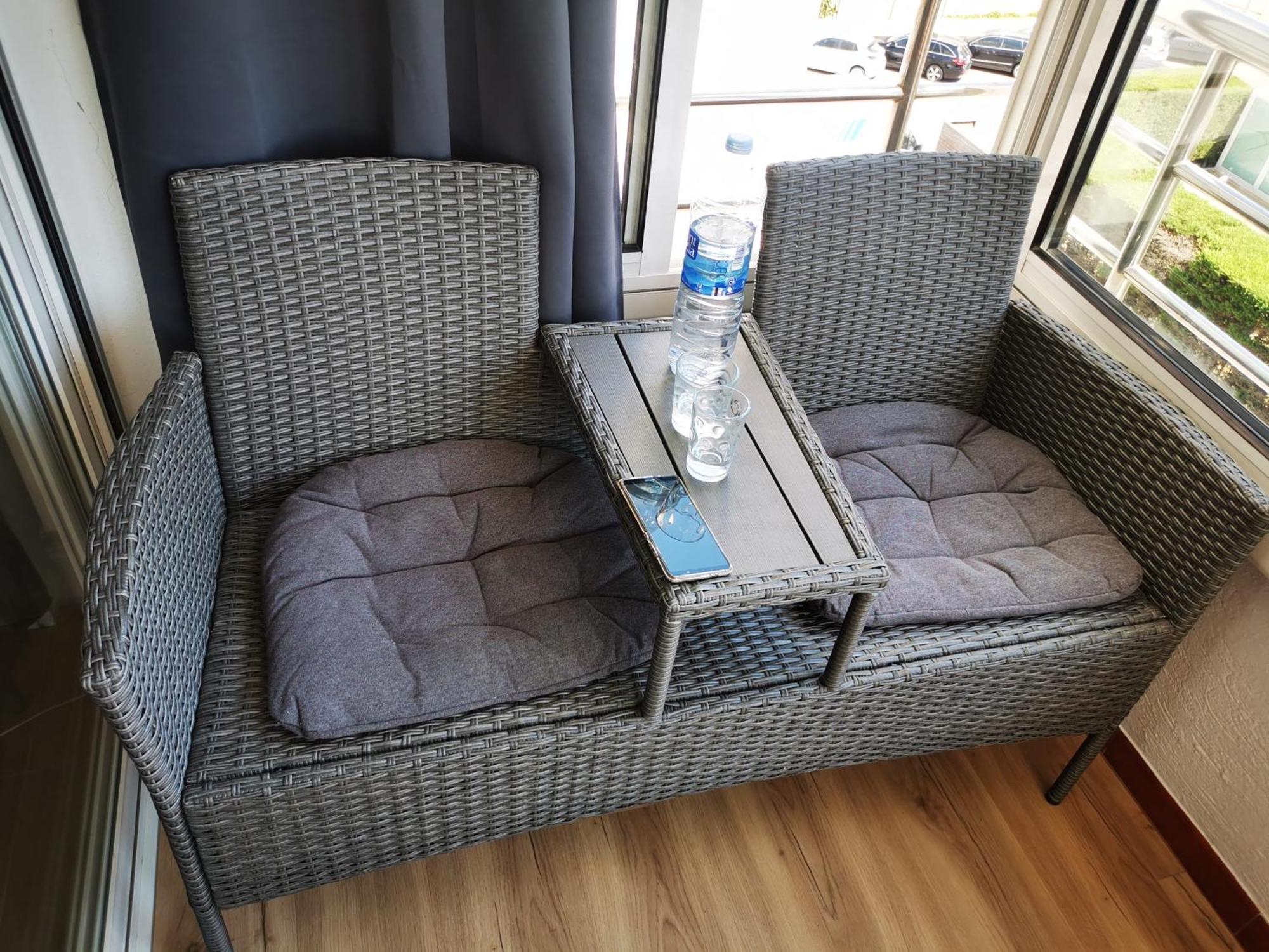 Spacieux Appartement Rose Front Mer Et Piscine Roses Kültér fotó